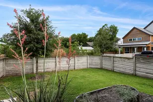 911 Stobaugh St, Austin, TX 78757 - Photo 23