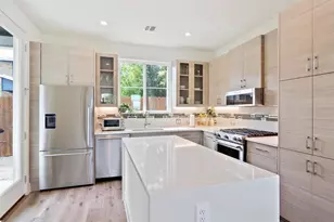911 Stobaugh St, Austin, TX 78757 - Photo 5