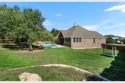 129 Bear Paw Run, Georgetown, TX 78628 - Photo 31