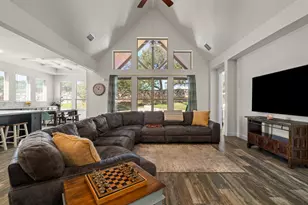 129 Bear Paw Run, Georgetown, TX 78628 - Photo 5