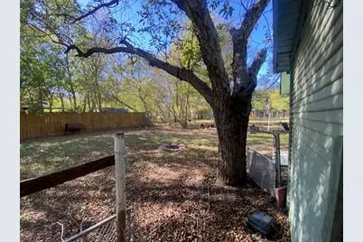 523 S Rio Grande Street, Lockhart, TX 78644 - Photo 15