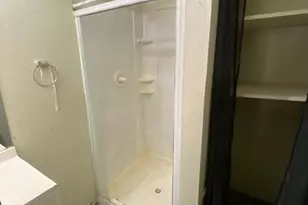 523 S Rio Grande St, Lockhart, TX 78644 - Photo 11