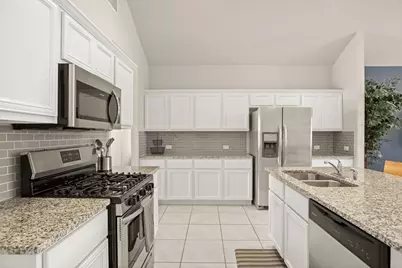 6601 San Isidro Drive, Austin, TX 78744 - Photo 7