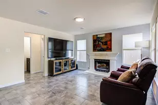 8904 W Hove Loop, Austin, TX 78749 - Photo 11