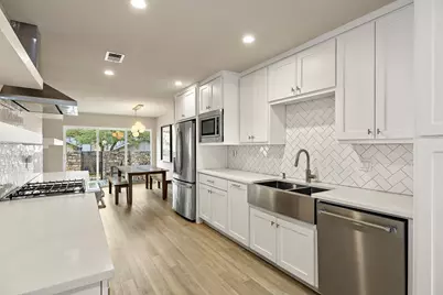 8910 Mount Bartlett Drive, Austin, TX 78759 - Photo 3