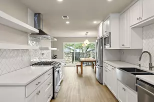 8910 Mt Bartlett Dr, Austin, TX 78759 - Photo 15
