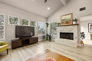 8910 Mt Bartlett Dr, Austin, TX 78759 - Photo 11