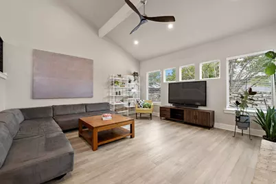 8910 Mount Bartlett Drive, Austin, TX 78759 - Photo 9