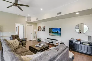 604 N Bluff Dr, Austin, TX 78745 - Photo 7