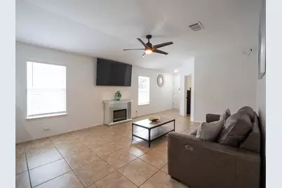 3900 Sojourner Street, Austin, TX 78725 - Photo 9