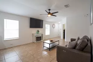 3900 Sojourner St, Austin, TX 78725 - Photo 9