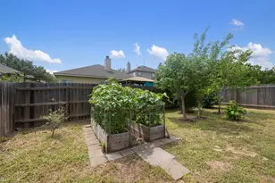 3825 Carbondale Ave, Austin, TX 78744 - Photo 35