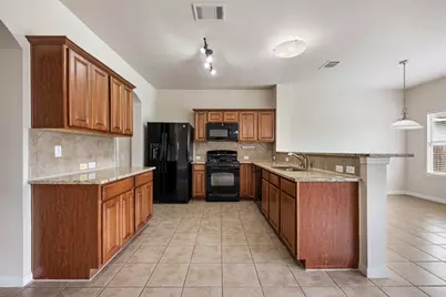 3825 Carbondale Avenue, Austin, TX 78744 - Photo 15
