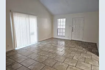 1745 Horseshoe Circle, Round Rock, TX 78681 - Photo 5