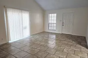 1747 Horseshoe Cir, Round Rock, TX 78681 - Photo 5