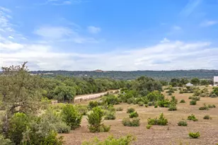 561 Broken Bit Trl, Dripping Springs, TX 78620 - Photo 39