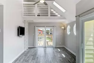 16525 Jamaica Cove Rd, Jamaica Beach, TX 77554 - Photo 5