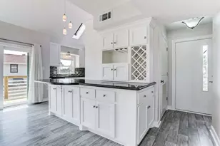 16525 Jamaica Cove Rd, Jamaica Beach, TX 77554 - Photo 9