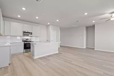 505 Sleep Hollow, Jarrell, TX 76537 - Photo 9