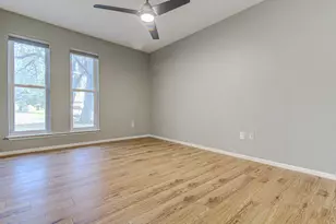 11803 Hyacinth Dr, Austin, TX 78758 - Photo 15