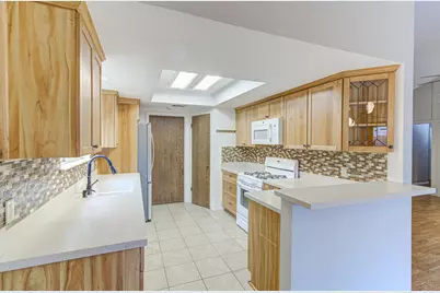 11803 Hyacinth Drive, Austin, TX 78758 - Photo 9