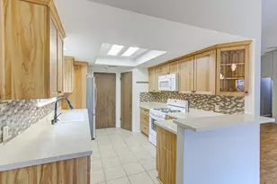 11803 Hyacinth Dr, Austin, TX 78758 - Photo 9
