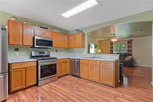 120 Grant Way, Kyle, TX 78640 - Photo 7