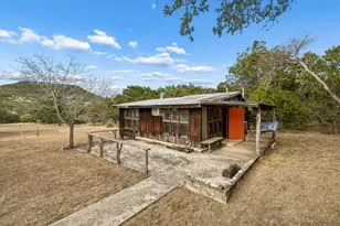 299 Live Oak Trail, Utopia, TX 78883 - Photo 27