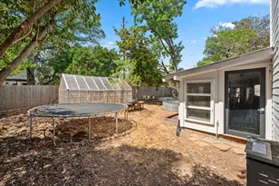4001 Burr Oak Ln, Austin, TX 78727 - Photo 37