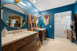 4001 Burr Oak Ln, Austin, TX 78727 - Photo 21