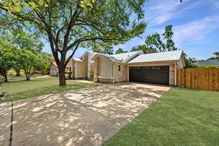 4001 Burr Oak Ln, Austin, TX 78727 - Photo 3