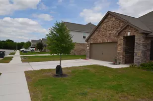 1187 Amy Dr, Kyle, TX 78640 - Photo 5