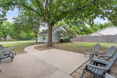 1607 N Harding Avenue, Cameron, TX 76520 - Photo 29