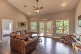 1320 Contour Dr, Burnet, TX 78611 - Photo 7