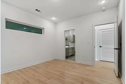 100 W Mockingbird Lane, Austin, TX 78745 - Photo 15