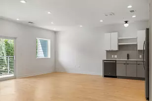 100 W Mockingbird Ln, Austin, TX 78745 - Photo 3