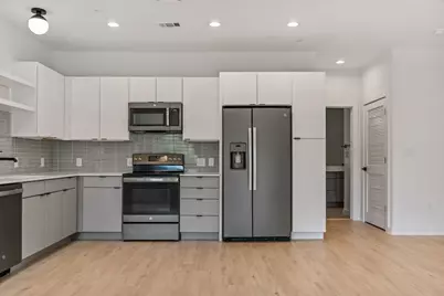 100 W Mockingbird Lane, Austin, TX 78745 - Photo 9