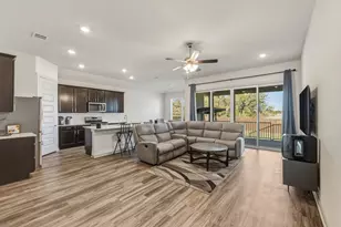 1640 Flying Horseshoe Bnd, Georgetown, TX 78628 - Photo 33