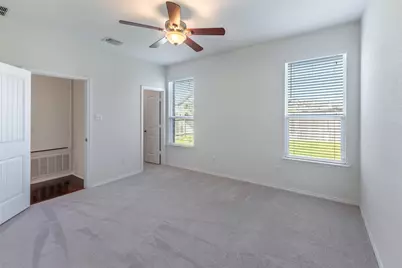 2950 E Old Settlers Boulevard #82, Round Rock, TX 78665 - Photo 11