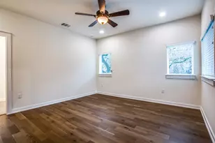 6800 Menchaca Rd, Austin, TX 78745 - Photo 15