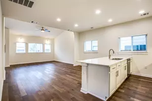 6800 Menchaca Rd, Austin, TX 78745 - Photo 7