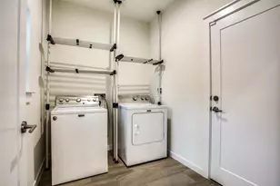 6800 Menchaca Rd, Austin, TX 78745 - Photo 21