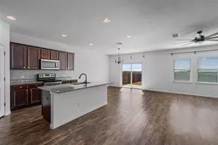 13913 Sherri Berry Wy, Manor, TX 78653 - Photo 7