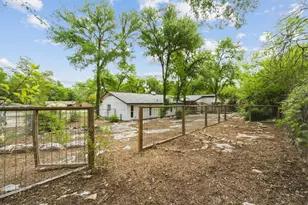 402 S Lake Creek Dr, Round Rock, TX 78681 - Photo 19