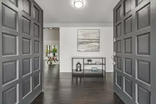 402 S Lake Creek Dr, Round Rock, TX 78681 - Photo 3