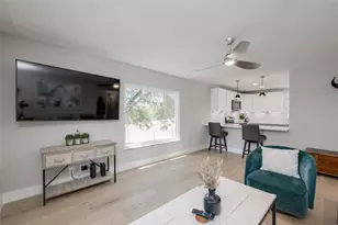 1805 Spring Valley Dr, Dripping Springs, TX 78620 - Photo 29