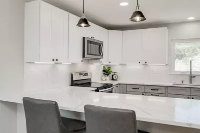 1805 Spring Valley Drive, Dripping Springs, TX 78620 - Photo 31