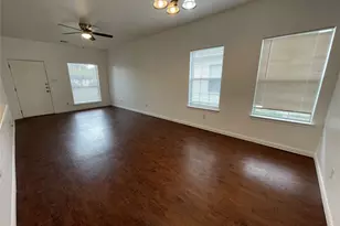 137 Marvin Cove, Hutto, TX 78634 - Photo 5