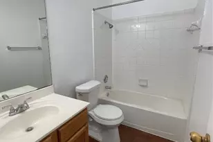 137 Marvin Cove, Hutto, TX 78634 - Photo 9