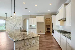 29711 Montana Ridge Pass, Marble Falls, TX 78654 - Photo 15
